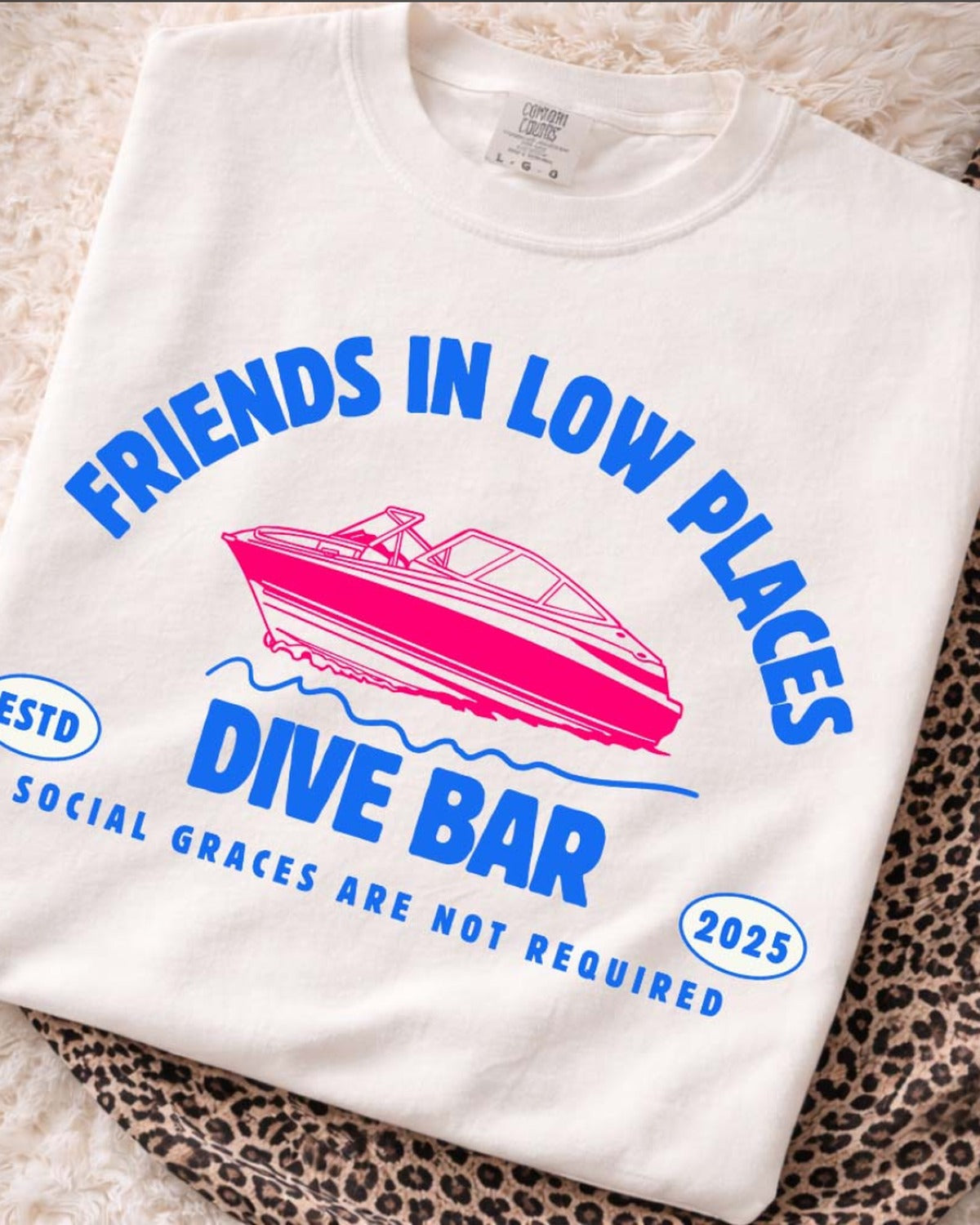 Friends in Low Places Dive Bar Boat Tee