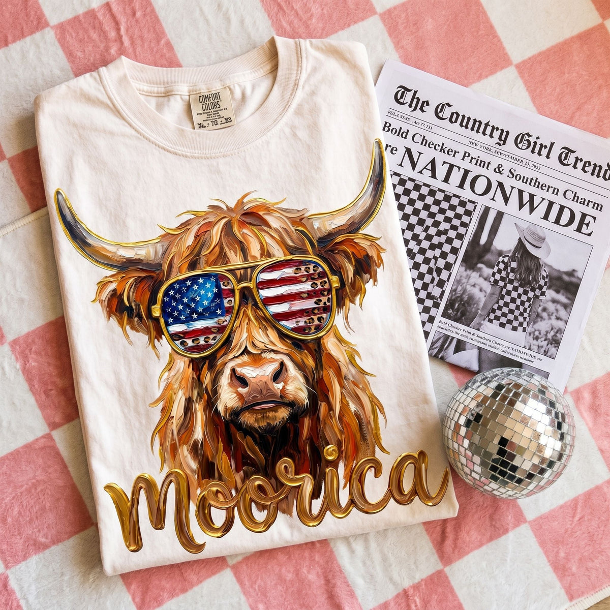 Moorica Highland Cow Graphic Tee | Comfort Colors | Everyday Customs Co.